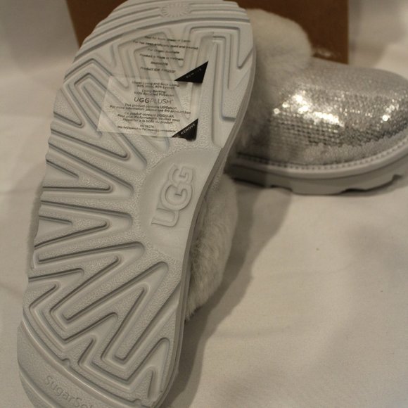 NIB UGG YOUTH 5 WOMEN'S 5.5-6 METALLIC GLITTER SILVER SLIPPERS - Picture 5 of 6